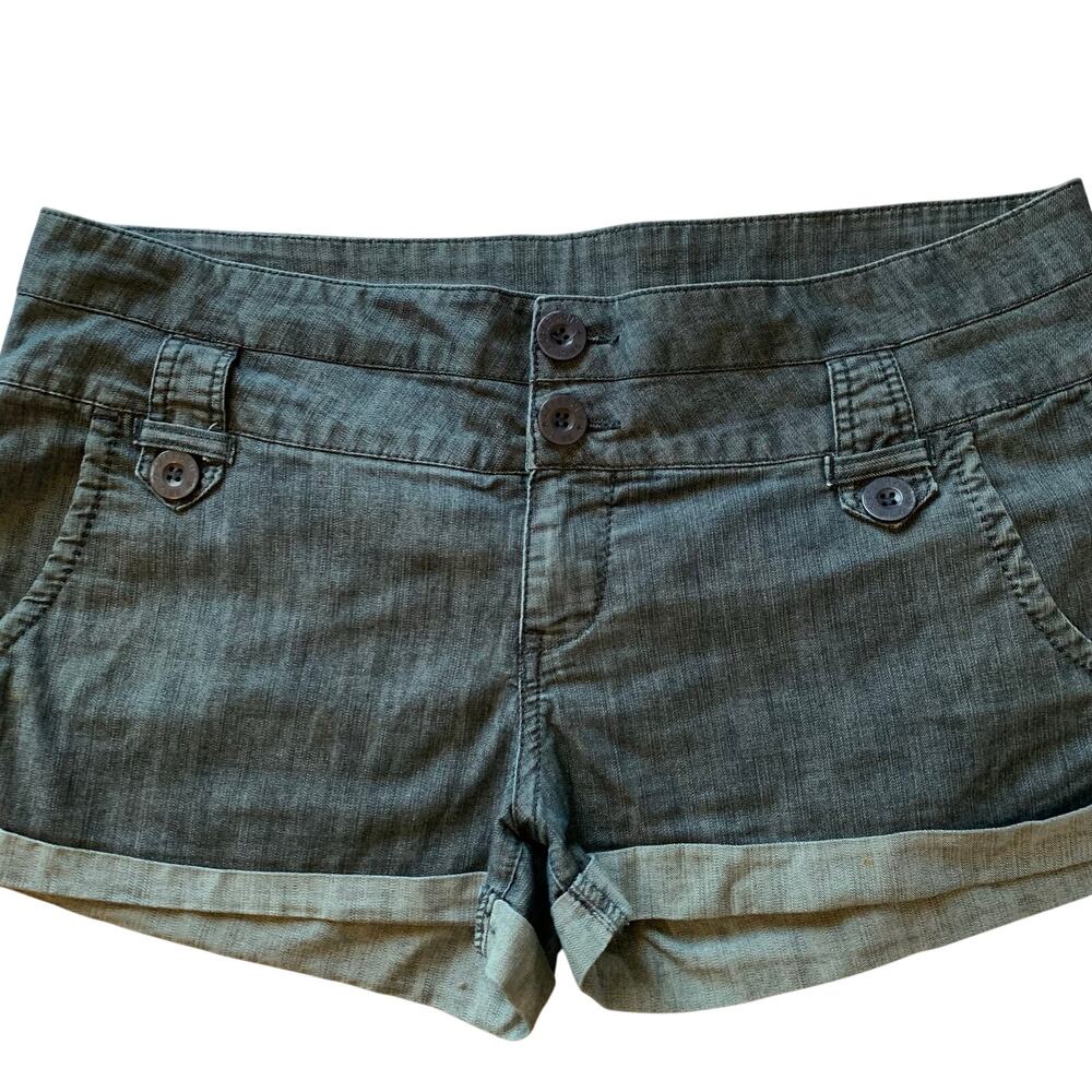 Celebrity Pink Juniors Sz 13 Y2K Double Button Chambray Denim Shorts Cuffed